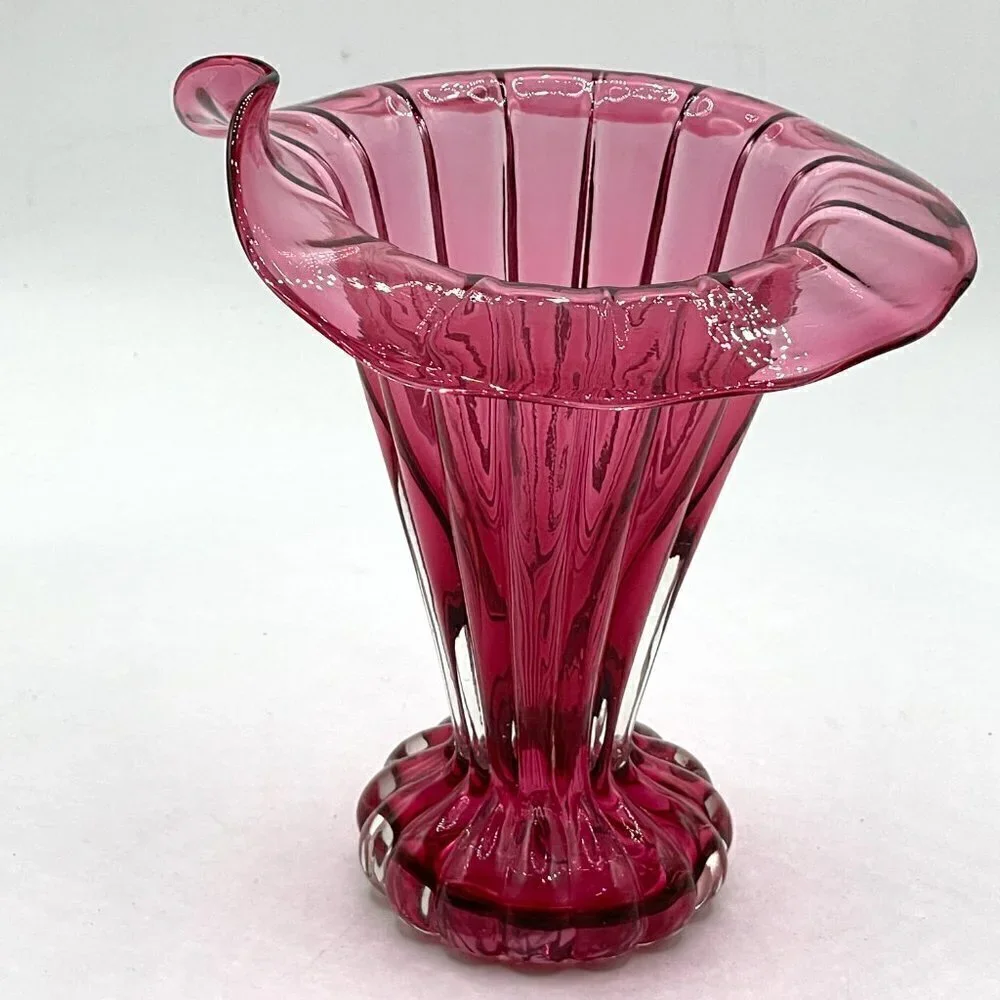 Pink Cranberry Vintage Jack In The Pulpit Floral Studio Art Glass Vase